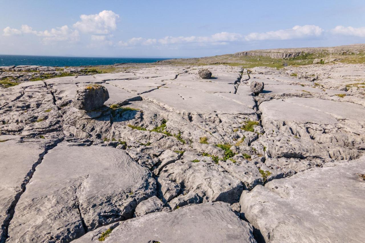 فندق Into The Burren Murroogh المظهر الخارجي الصورة