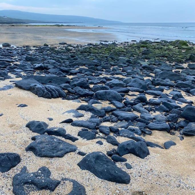 فندق Into The Burren Murroogh المظهر الخارجي الصورة